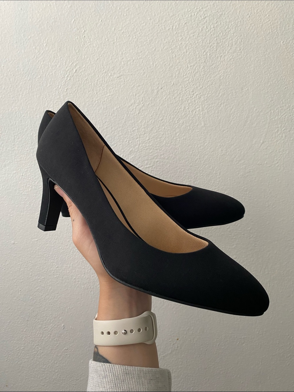 Abella Black Classic Mid-Heel Pumps Comfort-Padded